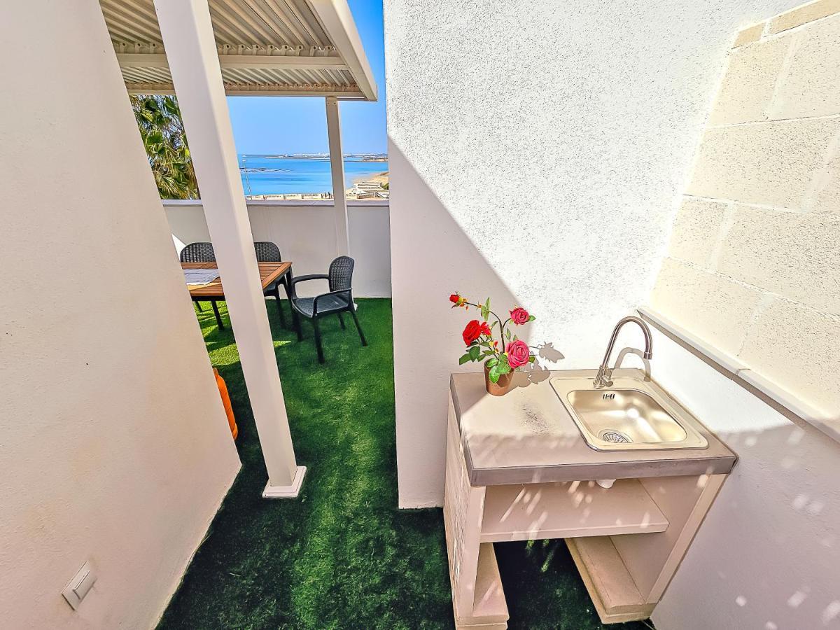Oceanfront Duplex With A Rooftop Pool And Terrace 엘푸에르토데산타마리아 외부 사진