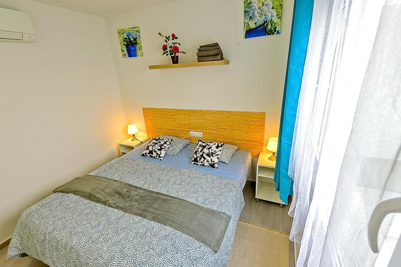 Oceanfront Duplex With A Rooftop Pool And Terrace 엘푸에르토데산타마리아 외부 사진